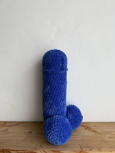 Háčkovaný penis DickObraz - háčkovaný pindík