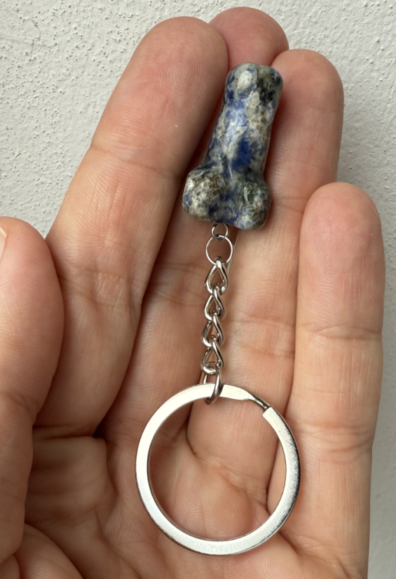 Pindík klíčenka DickObraz na podporu síly, plodnosti a odvahy - Barva: Modrý Que Sera