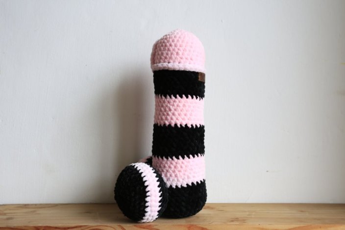Handmade Crocheted Penis from Chenille Yarn - 10 inch - Barva: orange