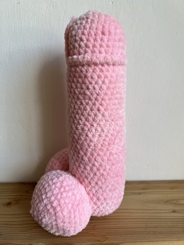 Handmade Crocheted Penis from Chenille Yarn - 10 inch - Barva: šedá