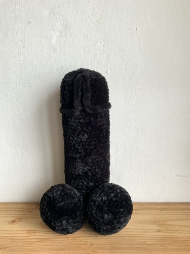 Háčkovaný penis DickObraz - Barva: černá
