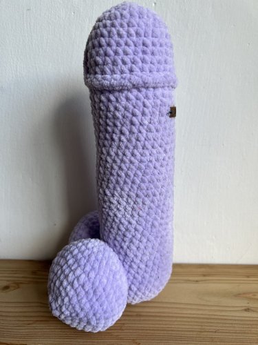 Handmade Crocheted Penis from Chenille Yarn - 10 inch - Barva: světle fialová
